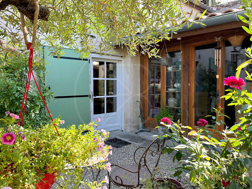 Maison de village avec appartement indépendant - photo 13
