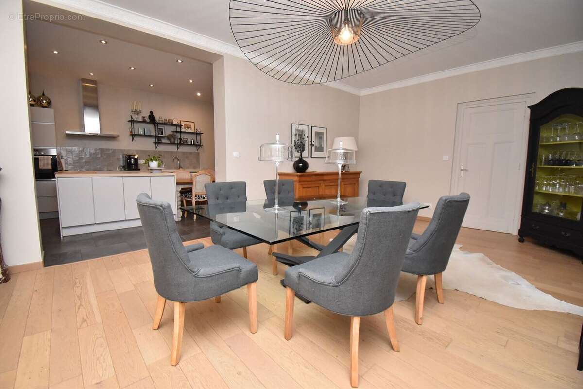 Maison à CREVECOEUR-SUR-L&#039;ESCAUT