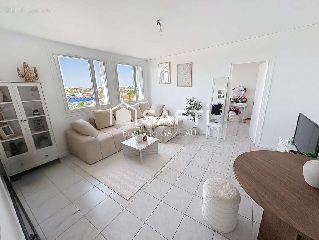 Appartement 46 m² à Bourges  - photo 2