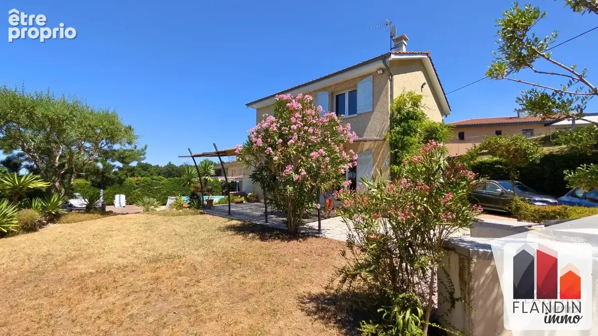 Maison à TERNAY