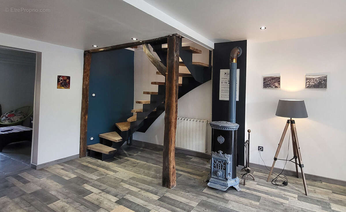 Maison à SAINT-AMOUR