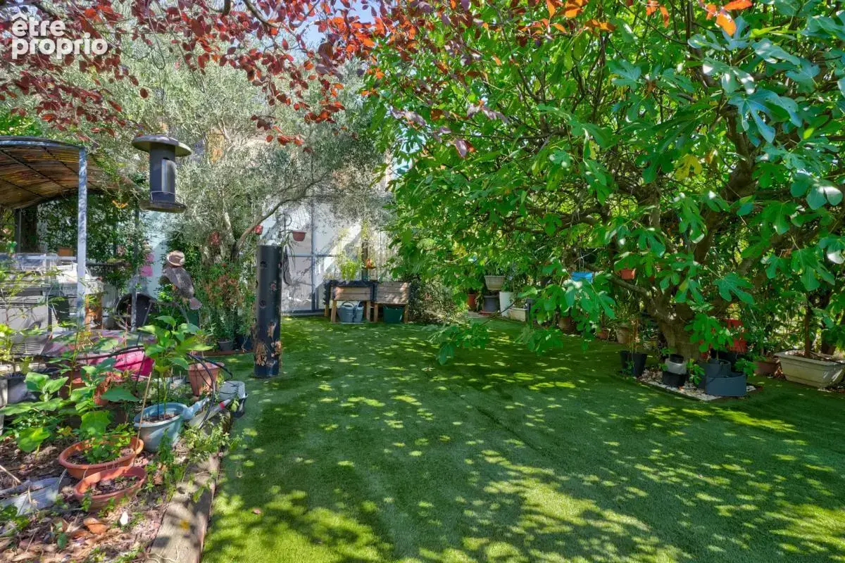 Maison de 4 pièces de 85 m² à Vaulx-en-Velin - photo 12