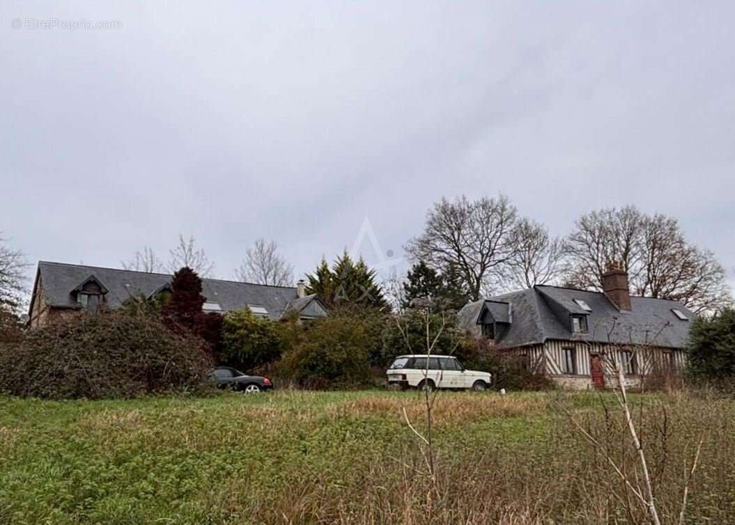 Maison à SURVILLE