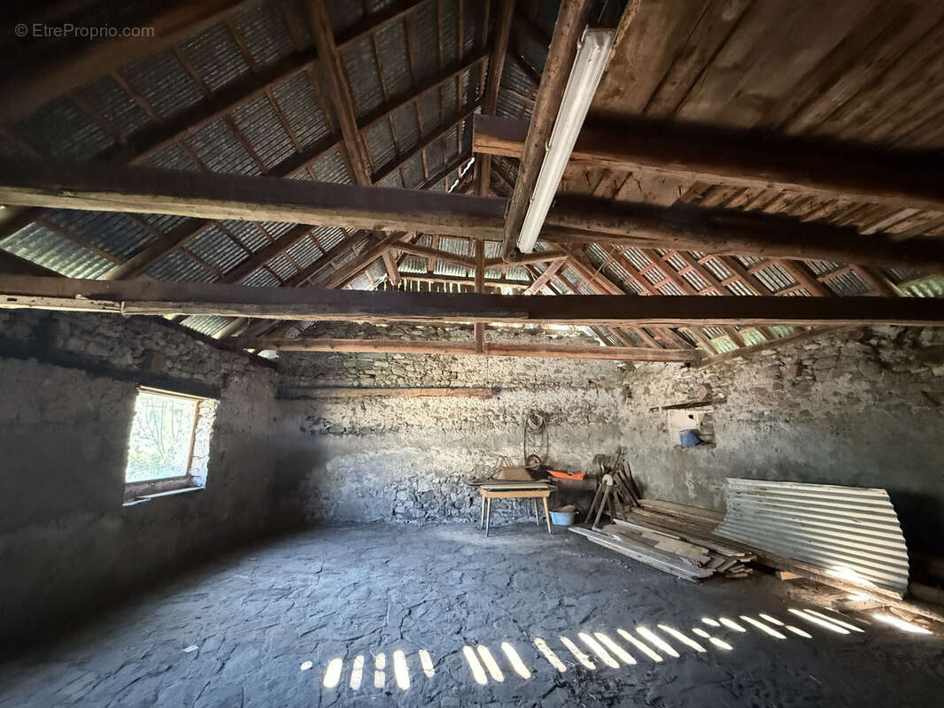 Maison à UVERNET-FOURS