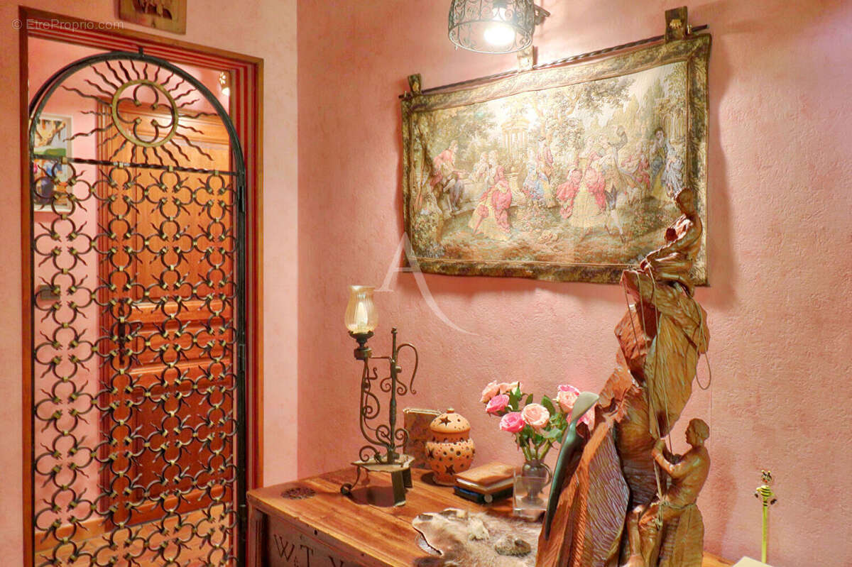 Maison à ESPARRON-DE-VERDON