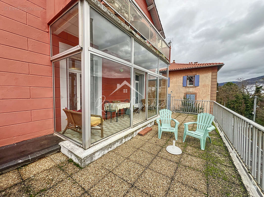 Appartement t2 60 m2 vendu meublé avec grande terrasse - photo 5