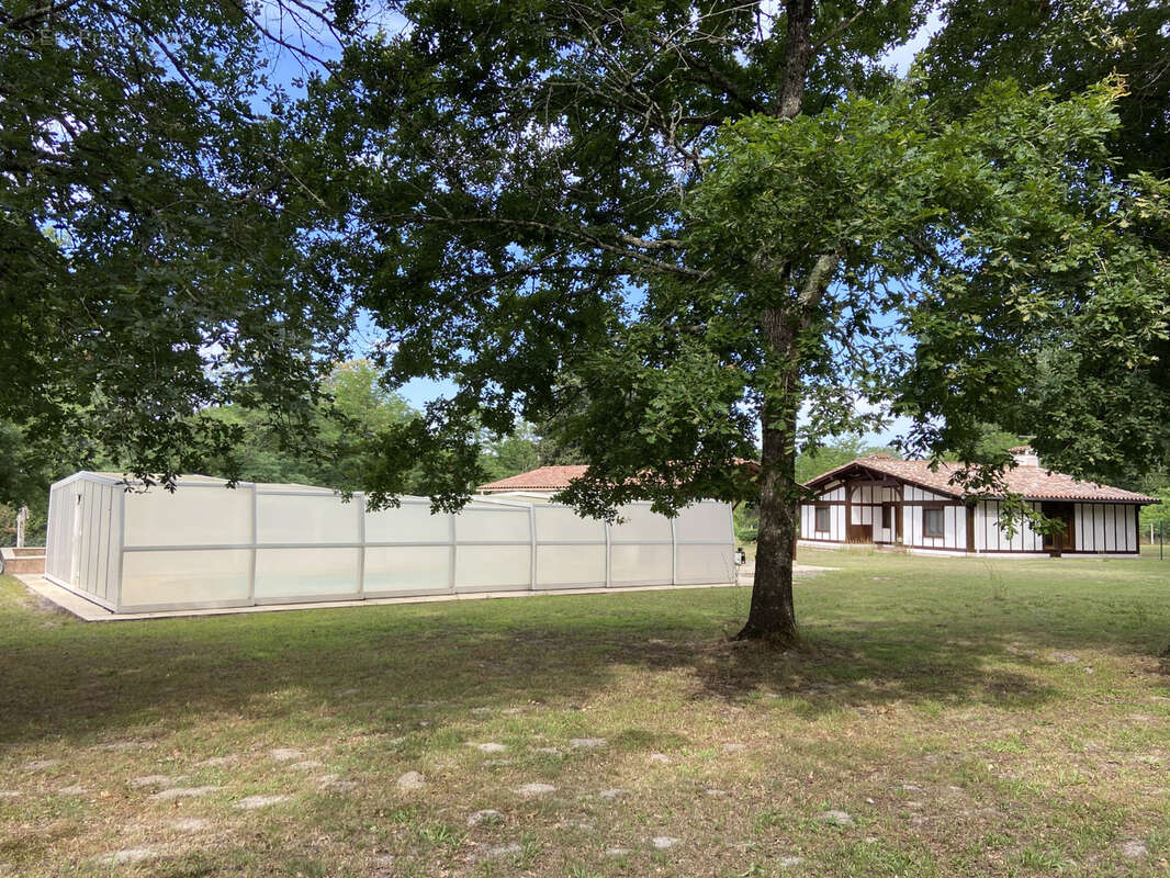 Maison à REAUP-LISSE