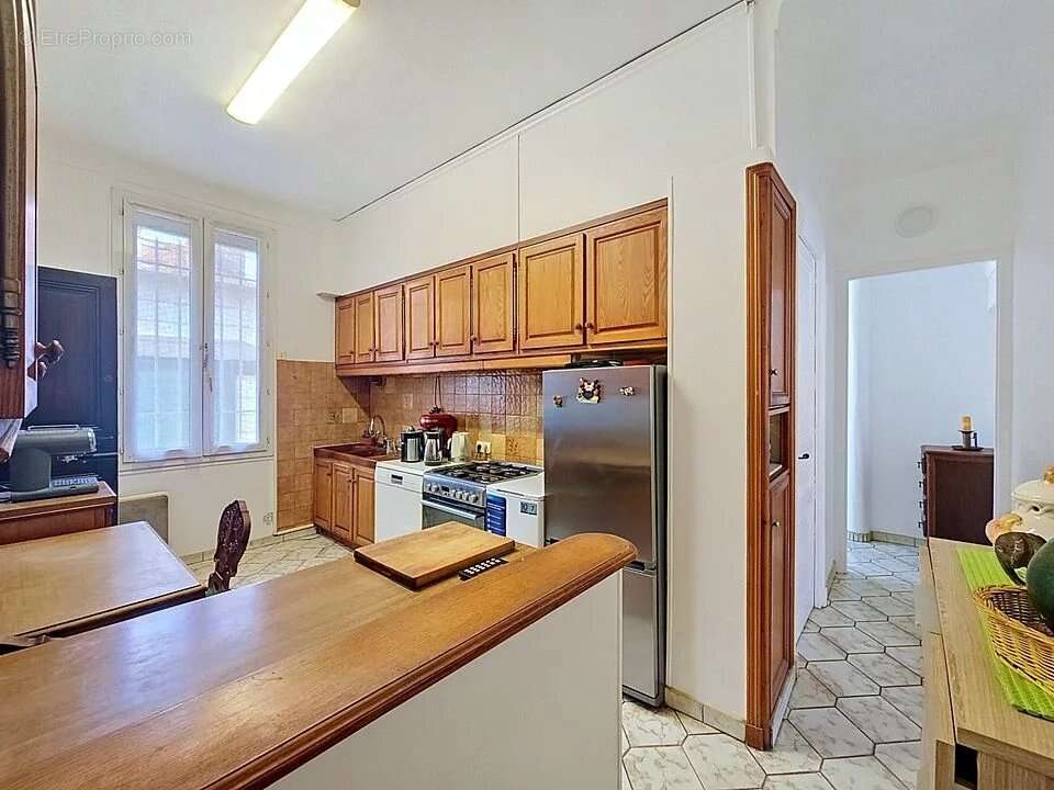 CANNES basse Californie,  immeuble de 145m² habitables en "monopropriété" - photo 13