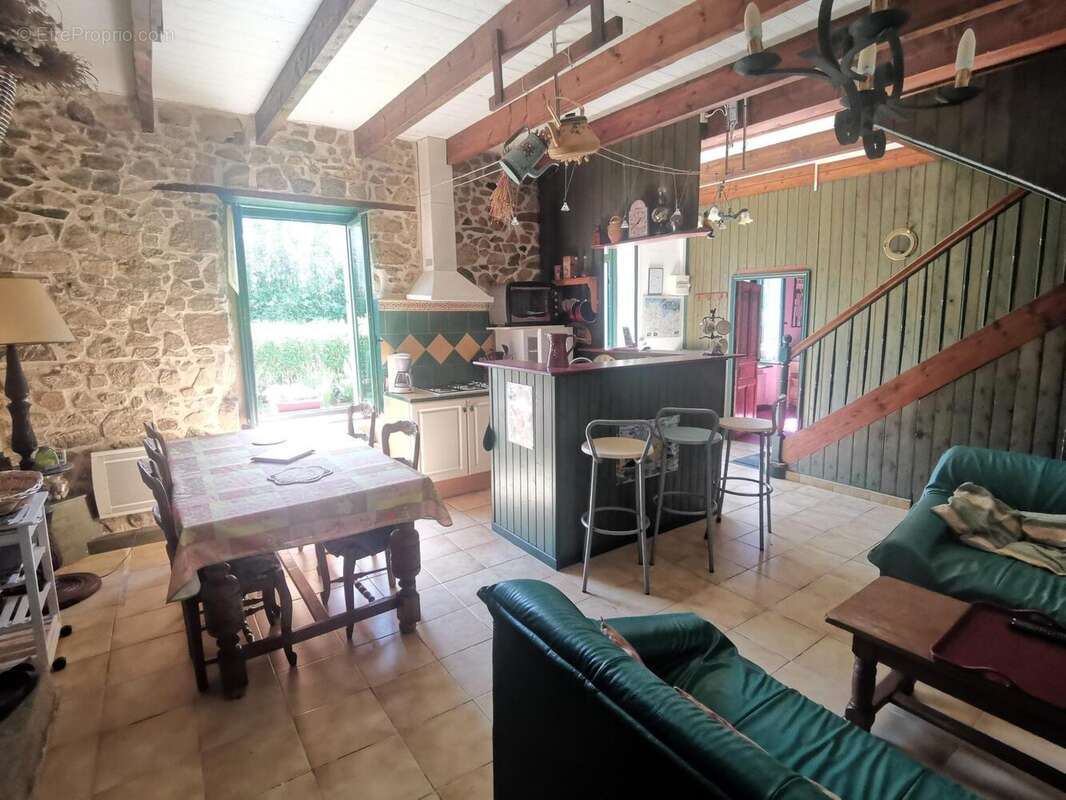 Photo 3 - Maison à PLOUGRESCANT