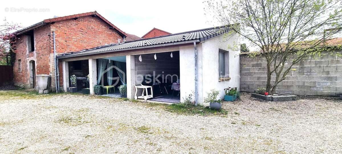 Appartement à LOISY-SUR-MARNE