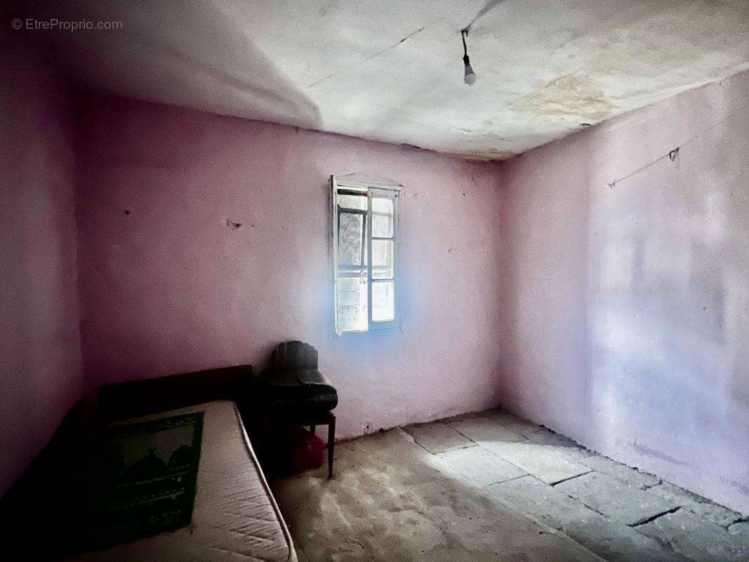 Maison à SAINT-GILLES