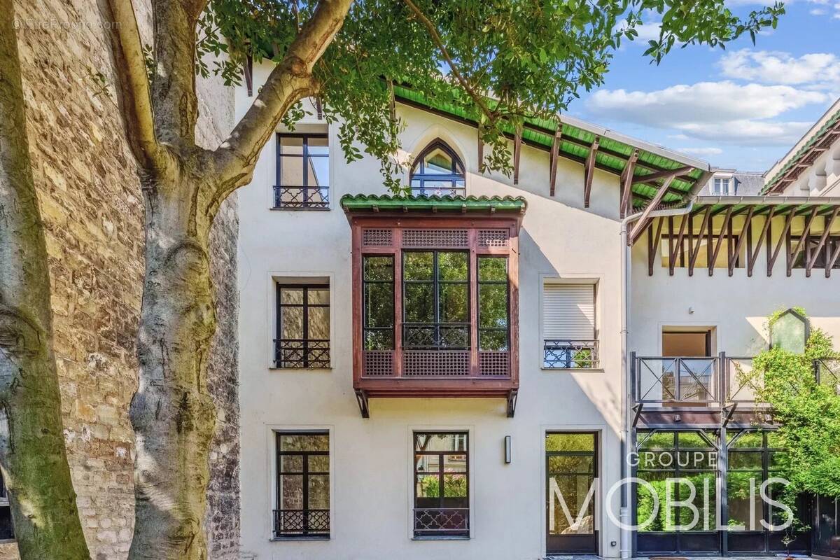 Maison à NEUILLY-SUR-SEINE