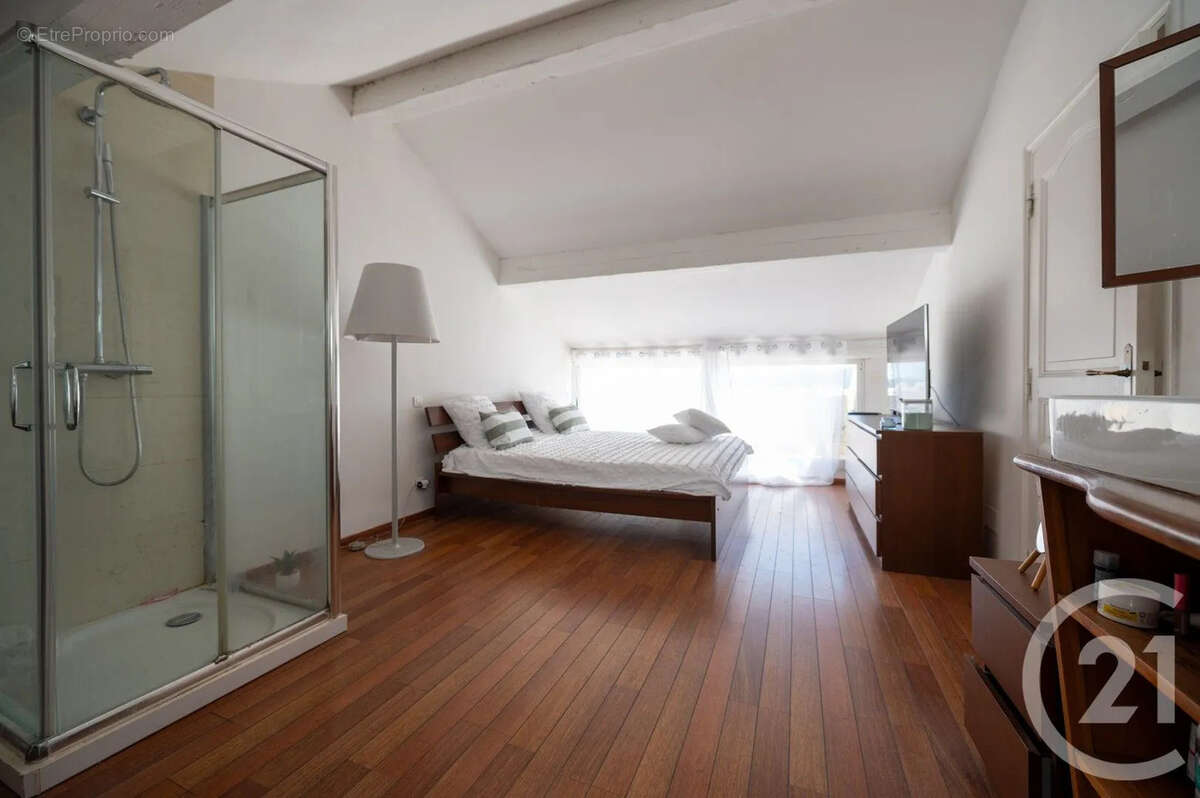 Maison à BORMES-LES-MIMOSAS