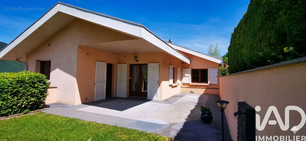 Photo 2 - Maison à SAINT-GEORGES-DE-COMMIERS
