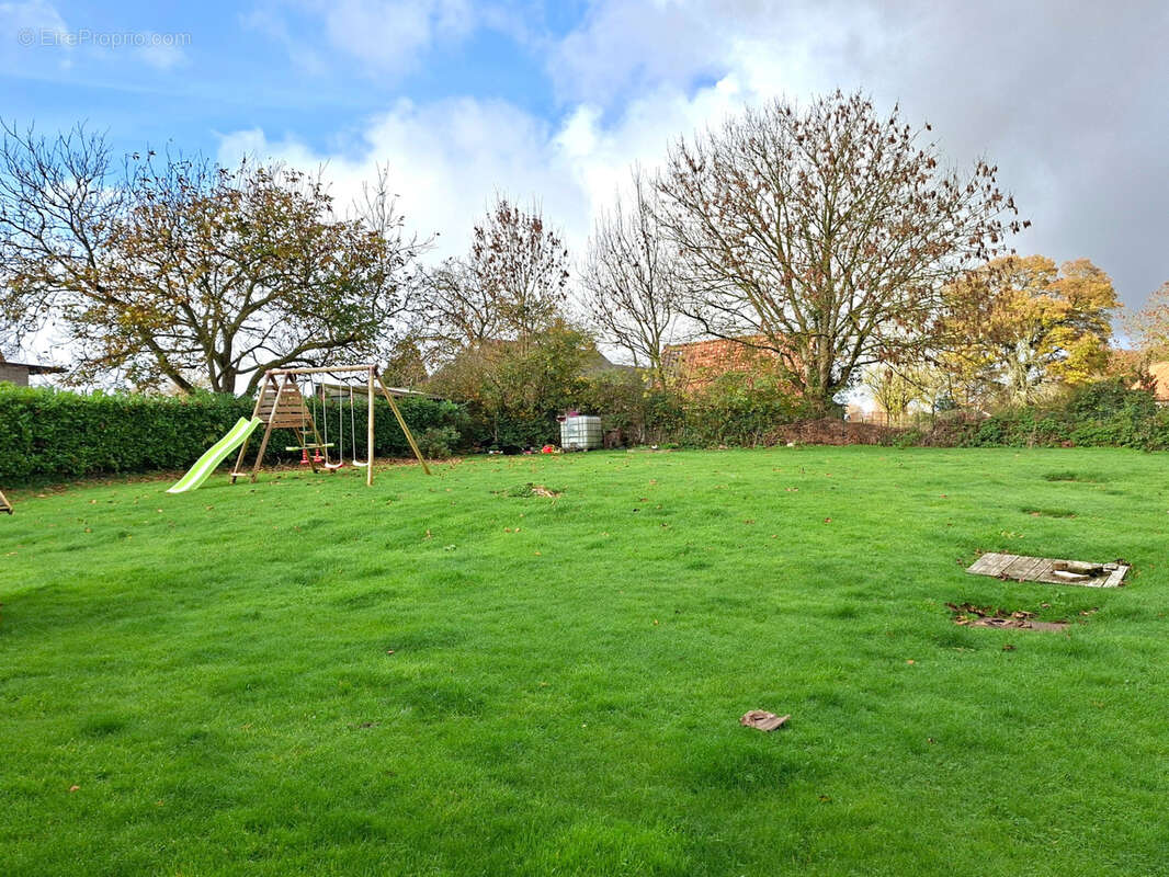 Maison à NOTRE-DAME-D'ALIERMONT