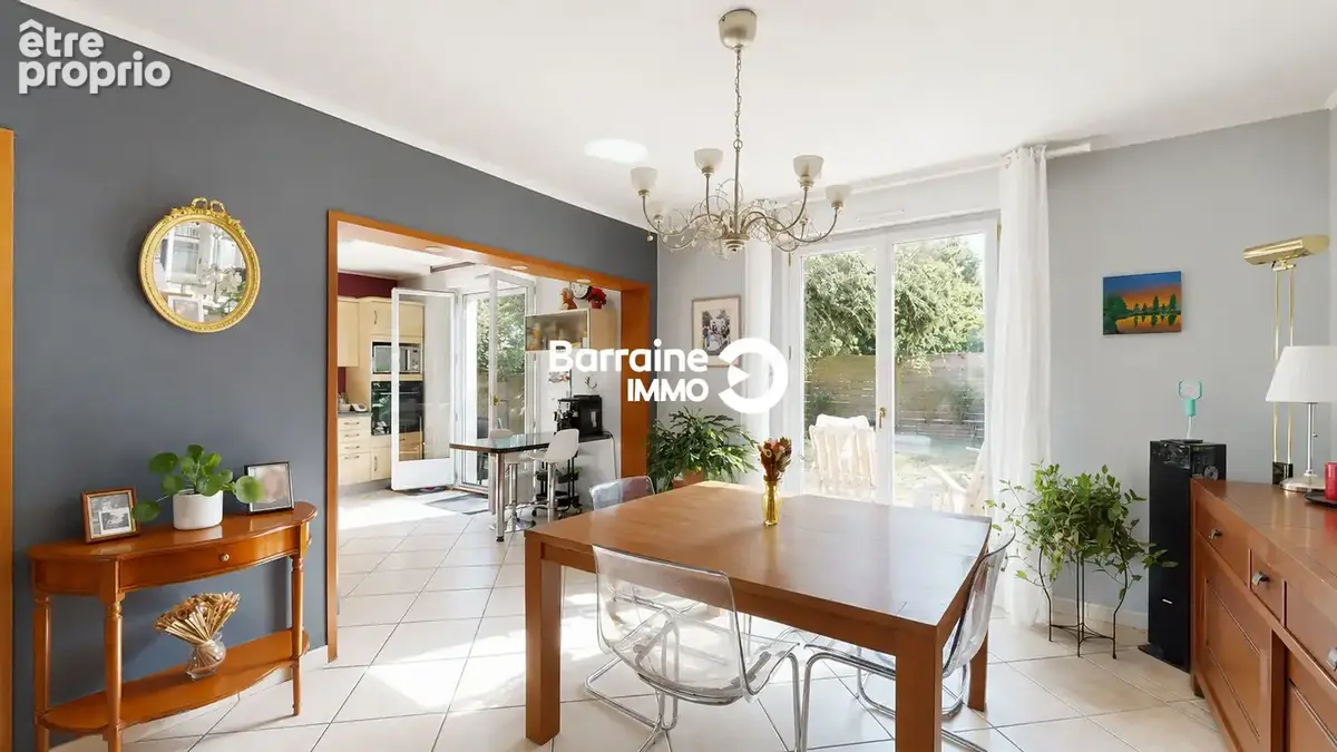 BARRAINE IMMO : A VENDRE - Maison familiale à Plouzané - 4 chambres et proche des commodités - Réf : PZ00383-FL - photo 3