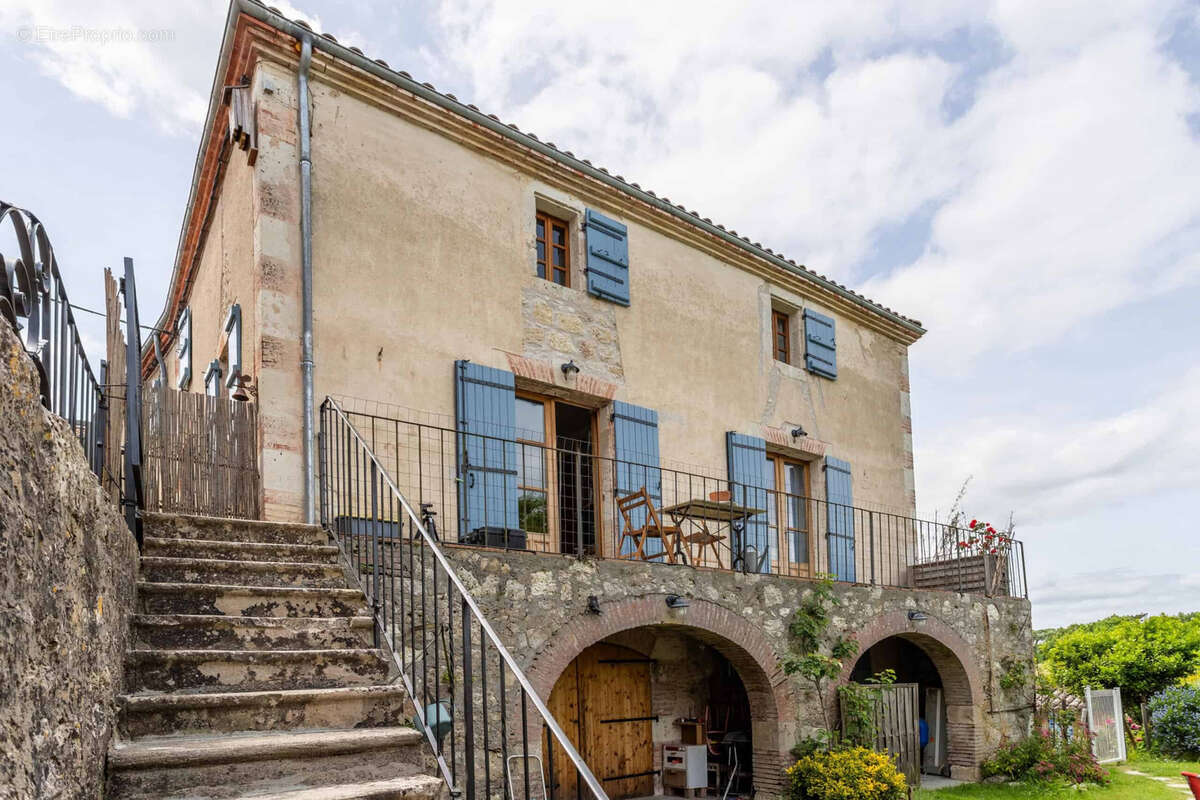 Maison de village avec piscine et jardin - photo 8