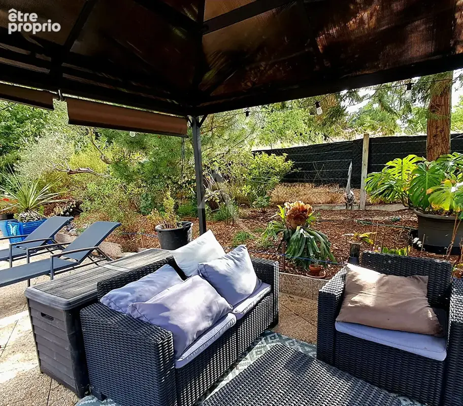 Une propriété d'exception avec parc, piscine et terrain de tennis privé - photo 9