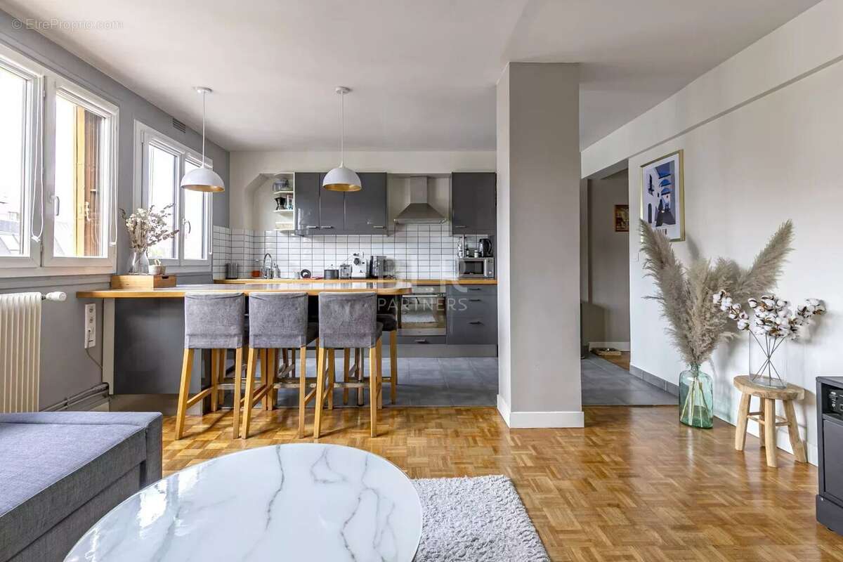 Appartement à ASNIERES-SUR-SEINE