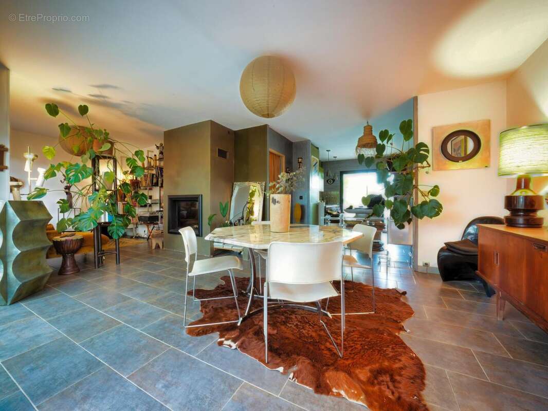 Photo 3 - Maison à OEYRELUY