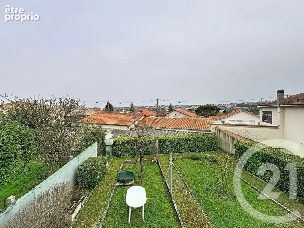 Maison 69 m² à Angouleme  - photo 5