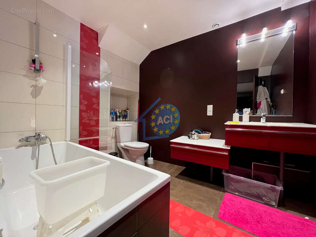 Appartement à MANTES-LA-JOLIE