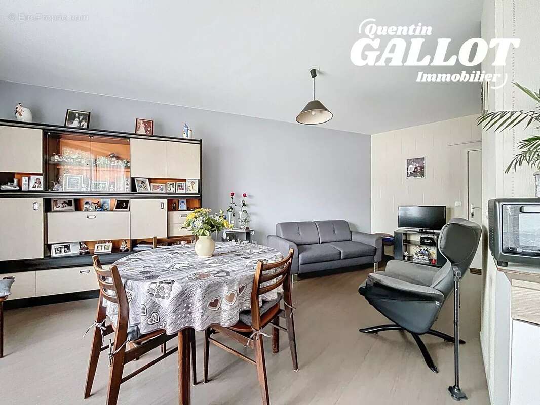 Appartement à VALENCIENNES