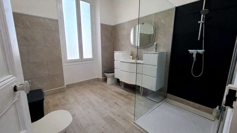Chartres - ensemble immobilier  - habitation 175 m² avec grange 200 m² - parcelles  5000 m2 - photo 11