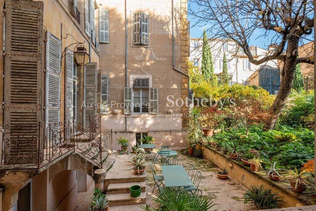 Appartement à AIX-EN-PROVENCE