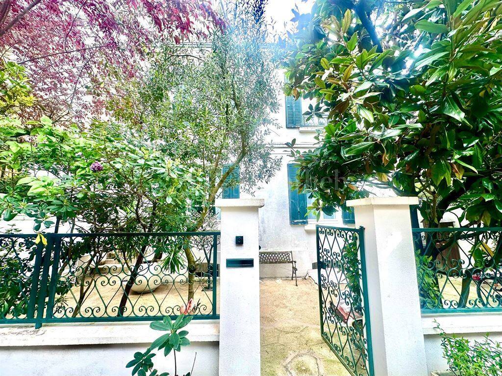 Maison à PARIS-16E