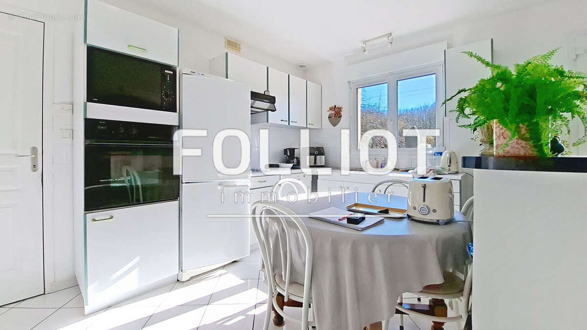 Maison à VILLEDIEU-LES-POELES