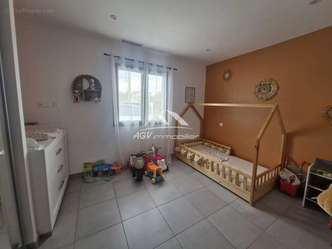 Maison à ALLEGRE-LES-FUMADES