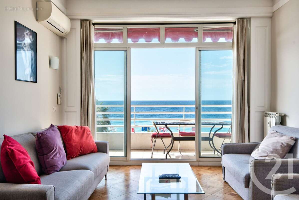 Appartement à NICE