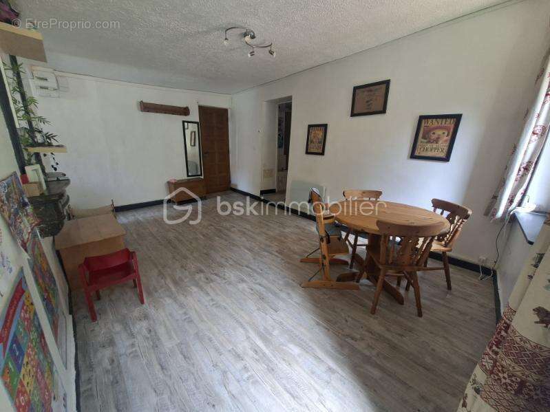 Appartement T4 de 86 m² avec jardin et cave - photo 2
