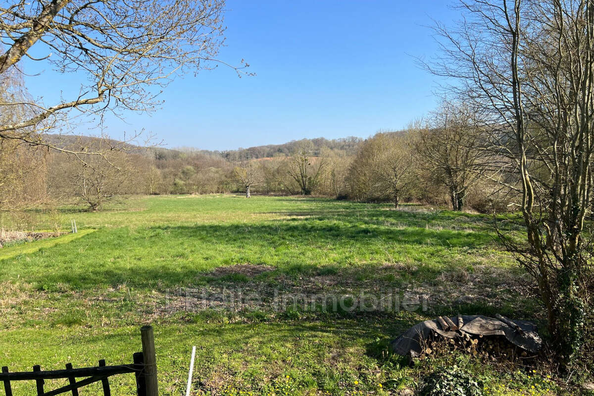 Maison à SAINT-VICTOR-DE-RENO