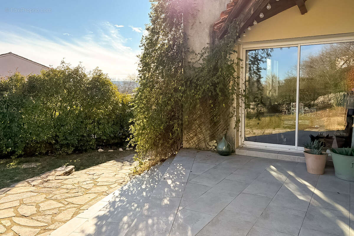 Maison à SAINT-MARTIN-DE-LONDRES