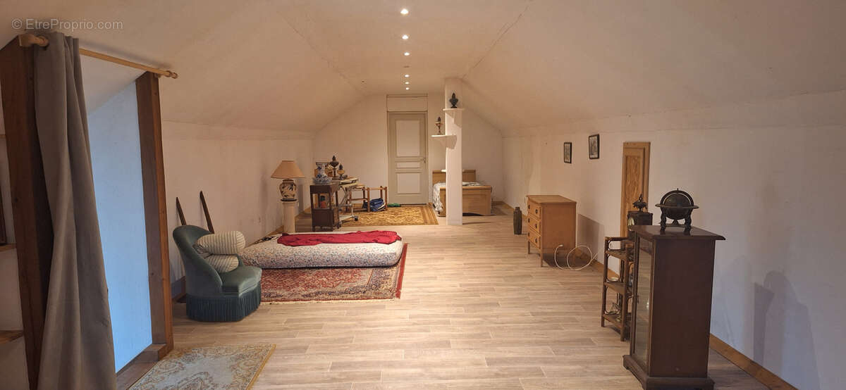 Maison à BUSSY-EN-OTHE