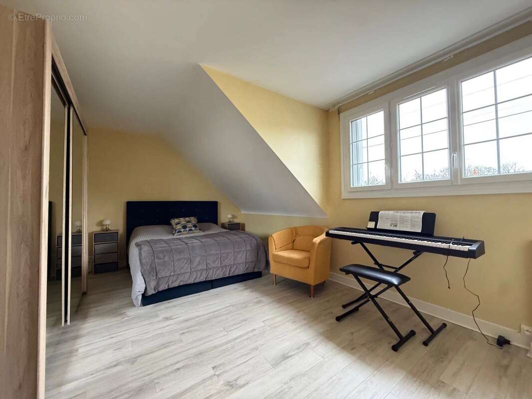 Maison à COULAINES