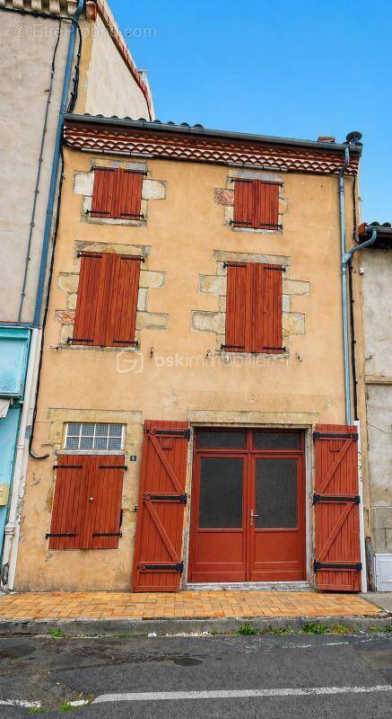 Maison à SAUXILLANGES