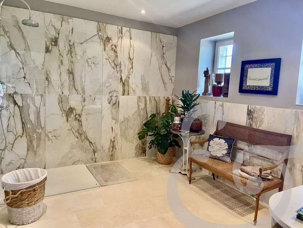 Maison à PLAN-D'ORGON