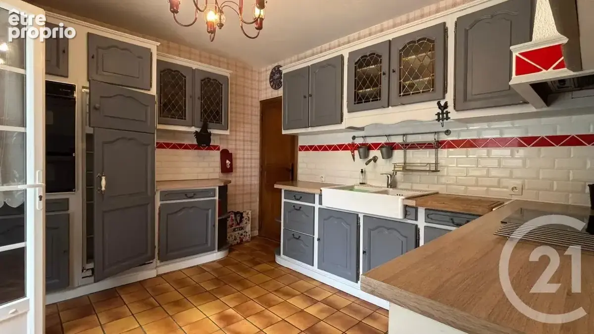 Maison 7 pièces 185 m² à vendre à Anet (28260) - photo 5