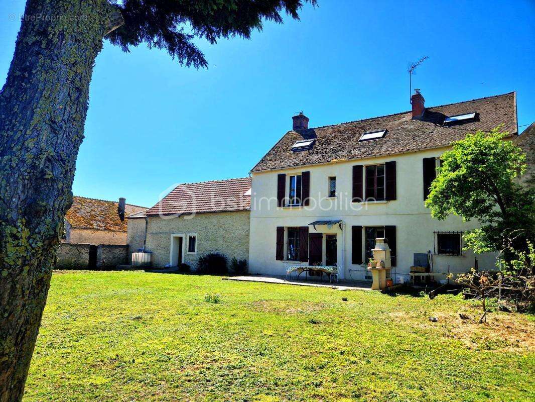 Maison à RAMBOUILLET