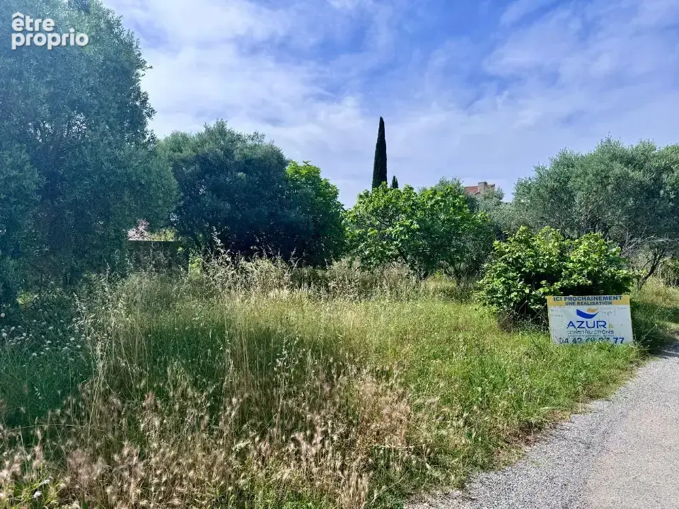 Terrain 300 m² à Chateauneuf-Les-Martigues  - photo 2