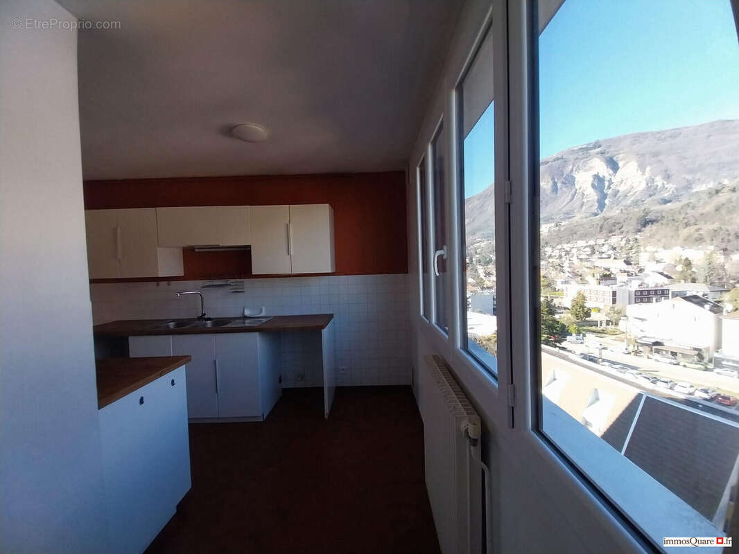 Appartement à MEYLAN