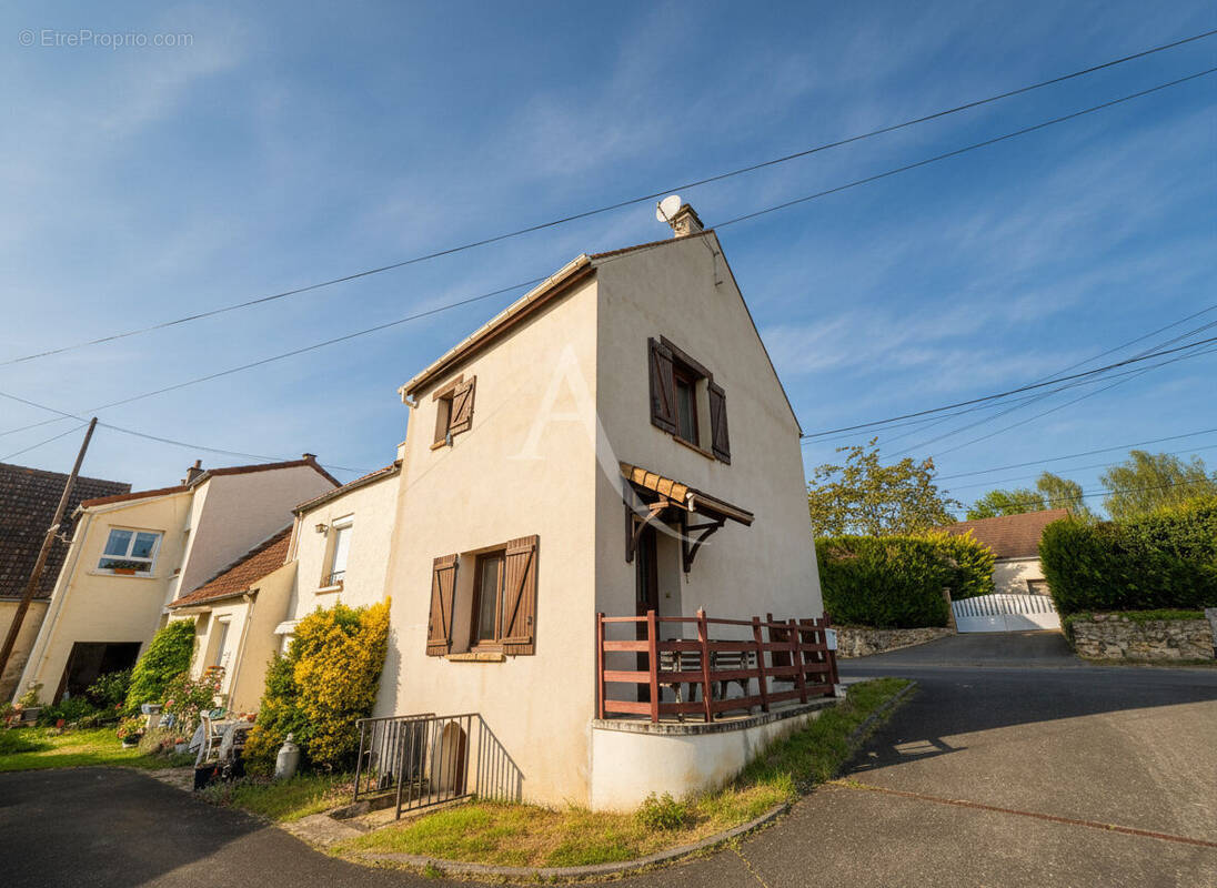 Maison à DOURDAN