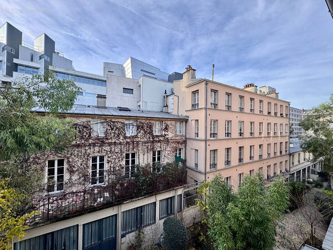 Appartement à PARIS-11E