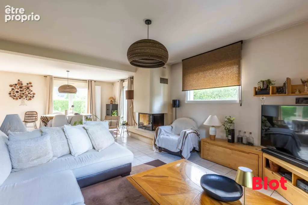 Maison 7 pièces 170 m² à vendre à Saint-Gilles (35590) - photo 4