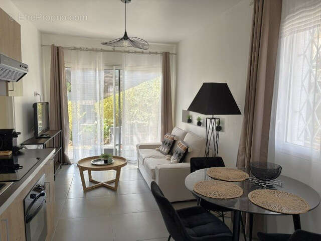 Cassis - Vente villa composée de plusieurs logements - photo 9