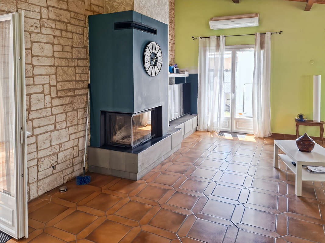 Maison à OLONZAC