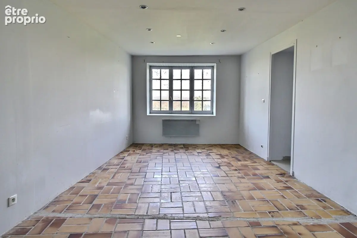 SAVIGNY S/ GROSNE Maison  6 pièce(s) 150 m2 - photo 6